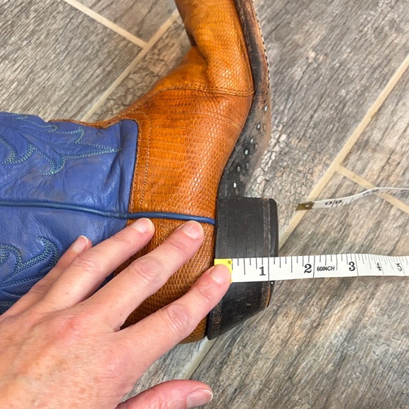 Vintage Tony Lama Two Tone Cowboy Boots, Size 6.5 - Picture 13 of 15